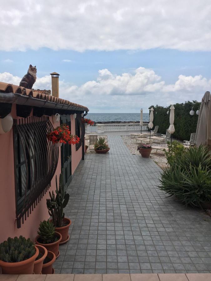 Casa Vacanze SanGiacomo Santo Stefano al Mare Esterno foto
